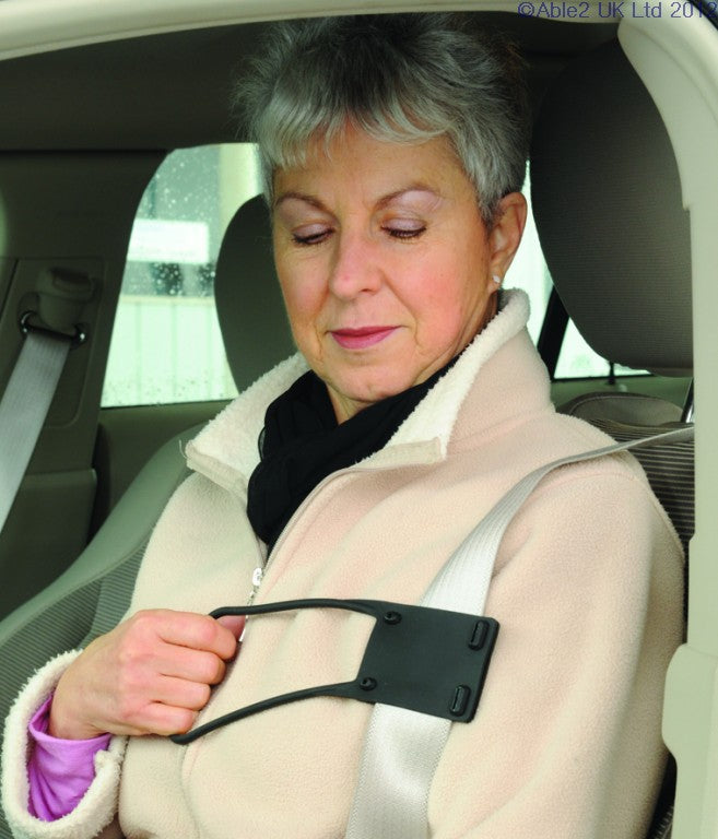 Vehicle Aid - Auto Mobility Grab 'N Pull Seatbelt Reacher (Q31009)