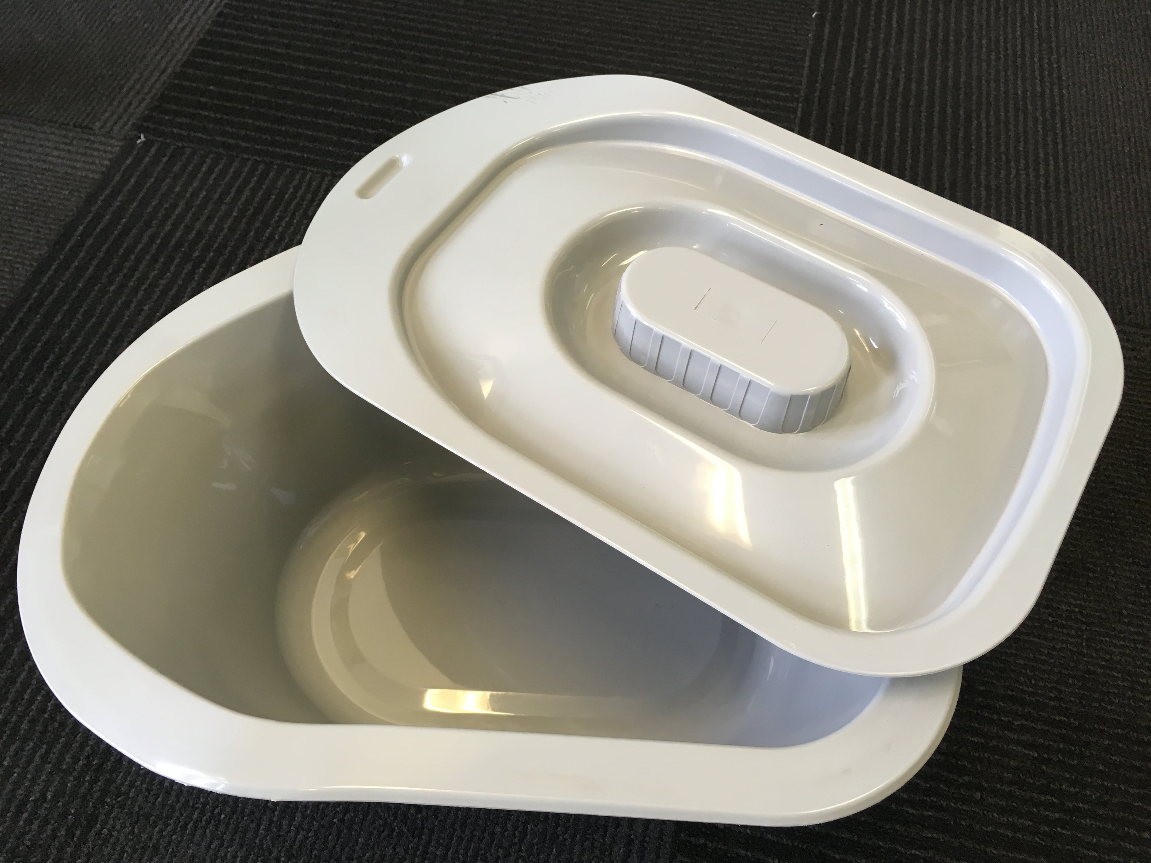 Shower Commode With Wheels - Delta SC1 (Q17001)